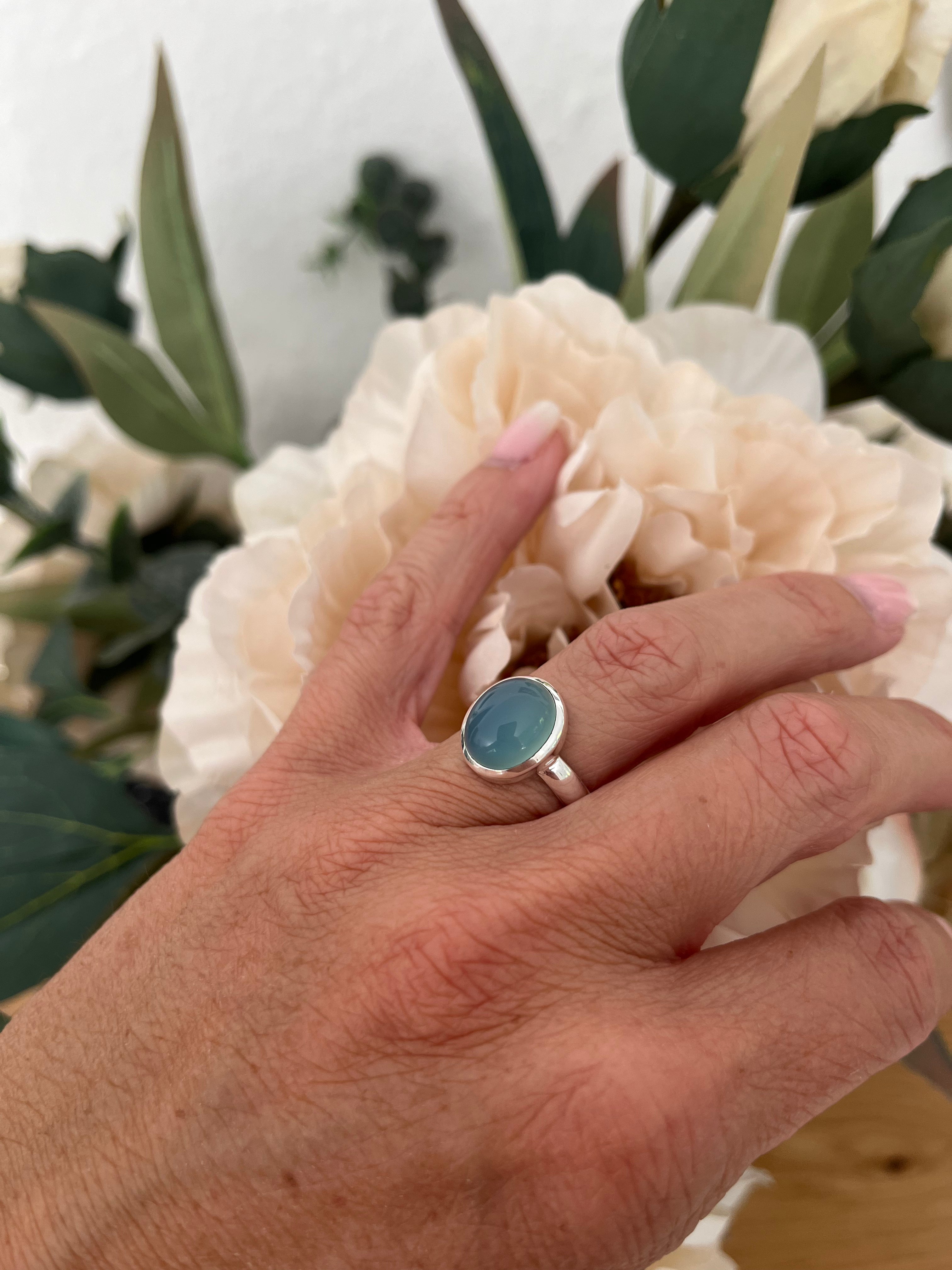 Chalcedon Ring