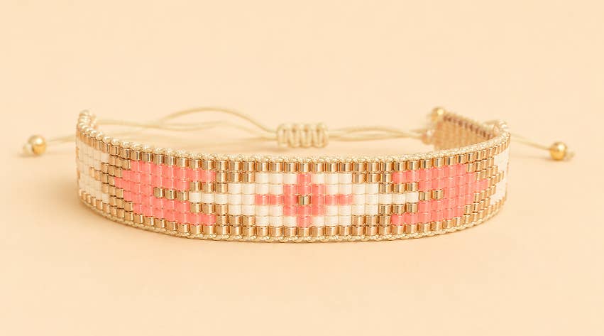 7-reihiges Armband, leuchtendes Creme-Rosa